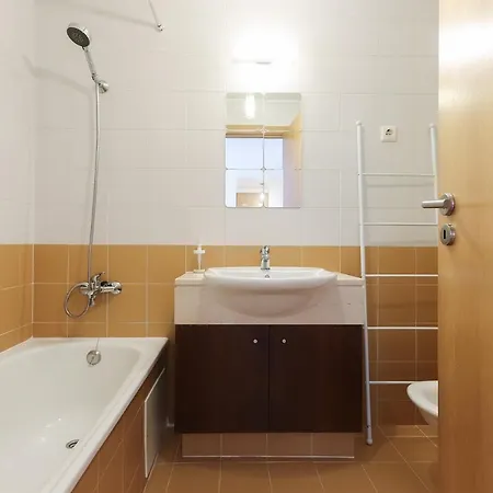 Modern Olaias By Homing *