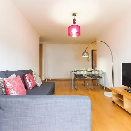 Modern Olaias By Homing Lägenhet *