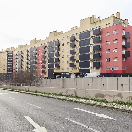 Modern Olaias By Homing 아파트 *